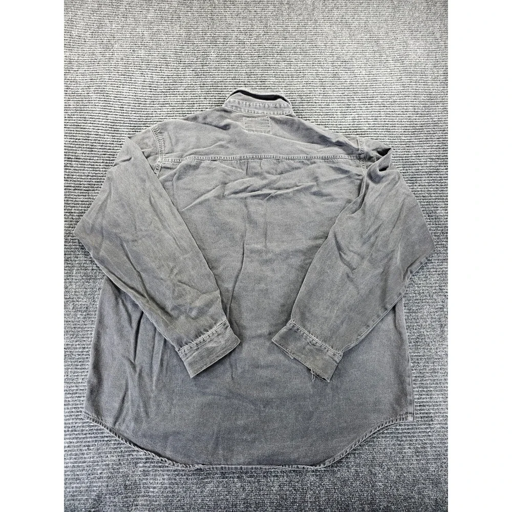 Levis Red Tab Denim Shirt Men XL Gray Cotton Shirttail Hem Medium Wash Button Up